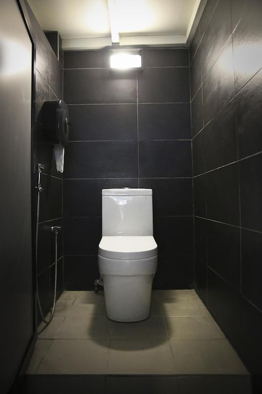 Bb Bunkers Hostel Santubong Szoba fotó